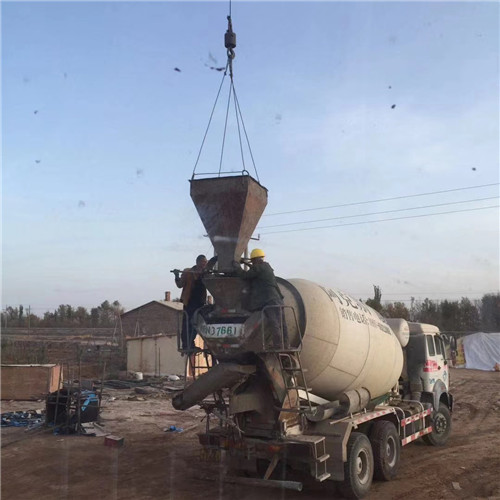 龙井市“精准瞄准”—— 吊车的 “定位导航” 技术